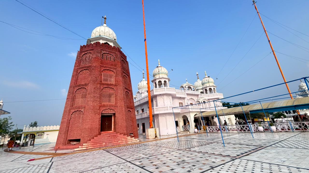 The Teachings of Guru Nanak Dev Ji